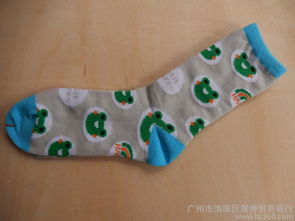 精心打造外贸儿童袜 19针21针尺码定制，承接来样加工供应袜厂